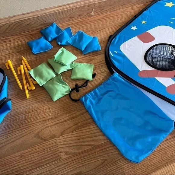 Himal Collapsible Portable Kids Cornhole Game Set Bounce Bean Bag Toss Unicorn - Picture 8 of 8